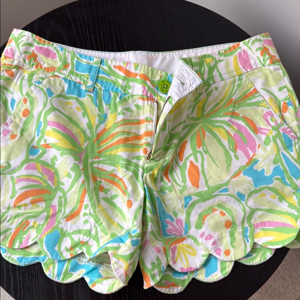 Lilly Pulitzer Buttercup Scallop Women's Shorts